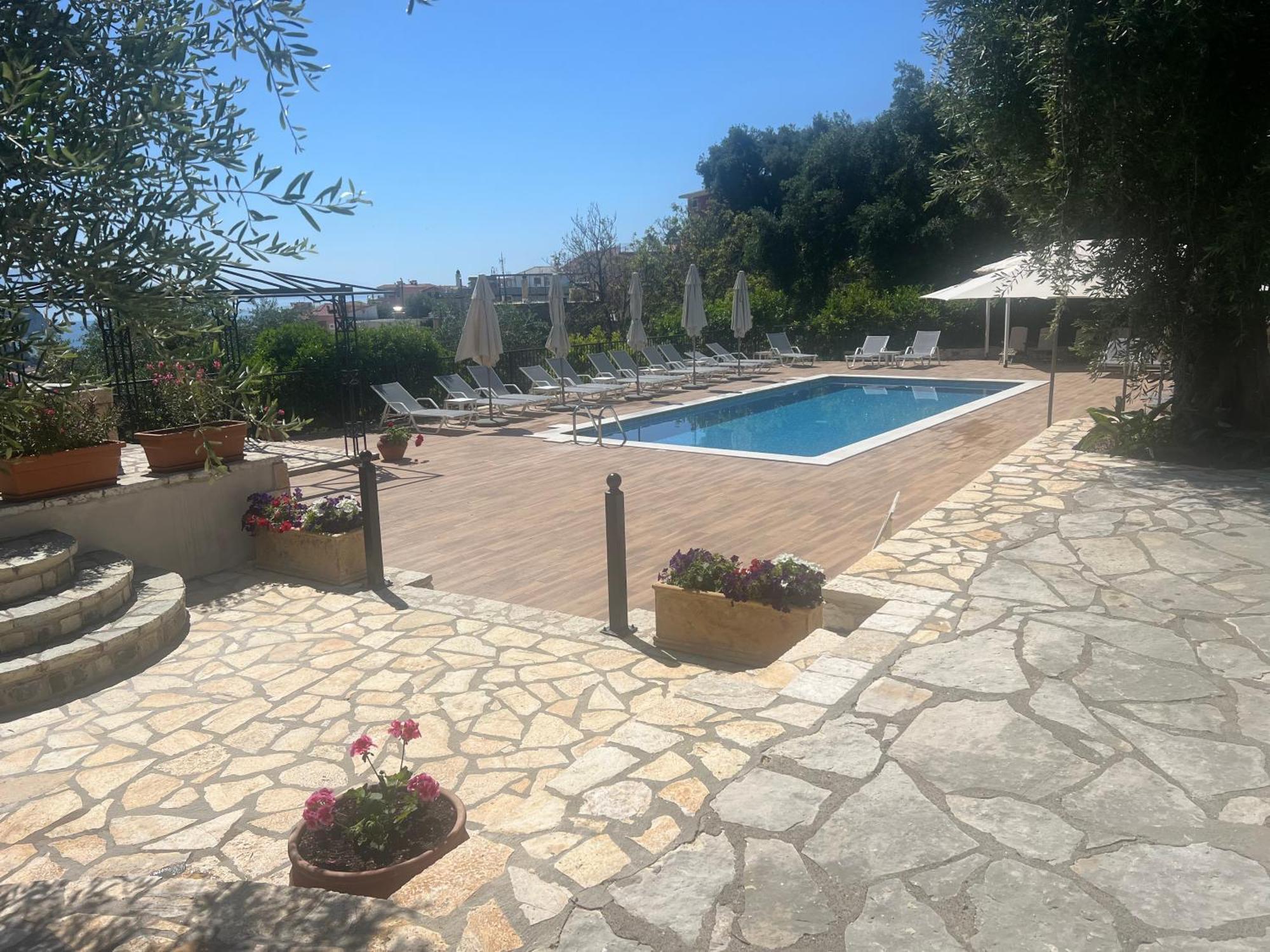 Magda'S Hotel Apartments Parga Ngoại thất bức ảnh